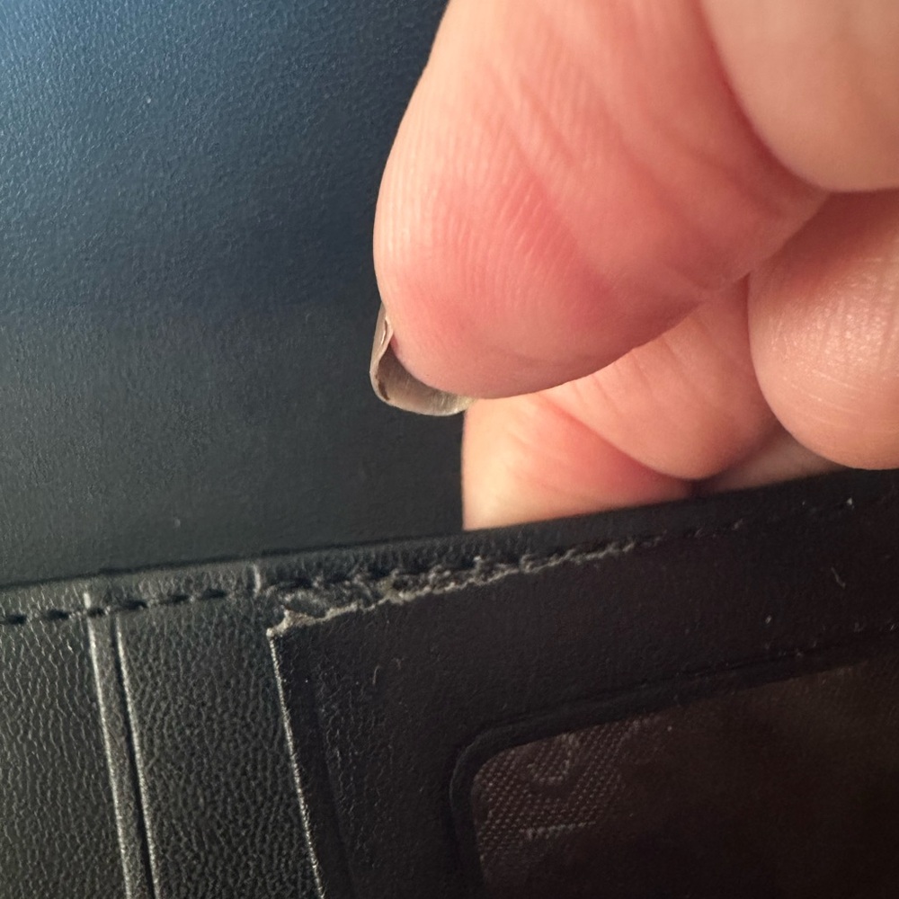 Kate Spade New York Glitter Phone Wristlet Wallet - Picture 3 of 3